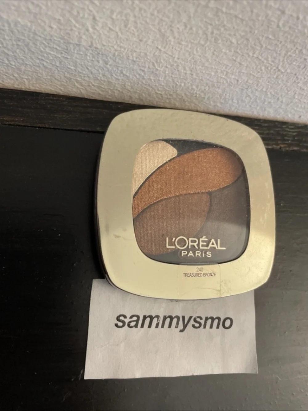 Loreal Colour Riche Eyeshadow # 240 Treasured Bronze 0.12 oz. READ DESCRIPTION